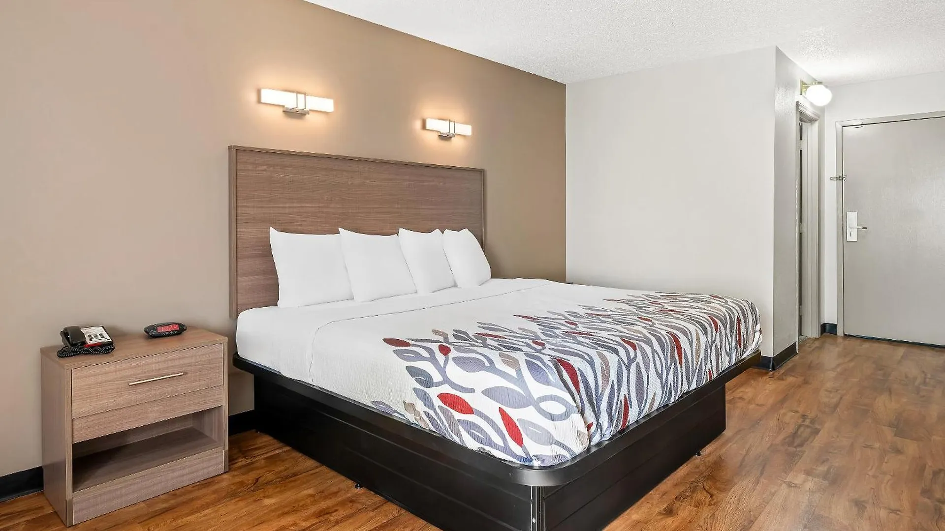 Red Roof Inn Charlotte - University