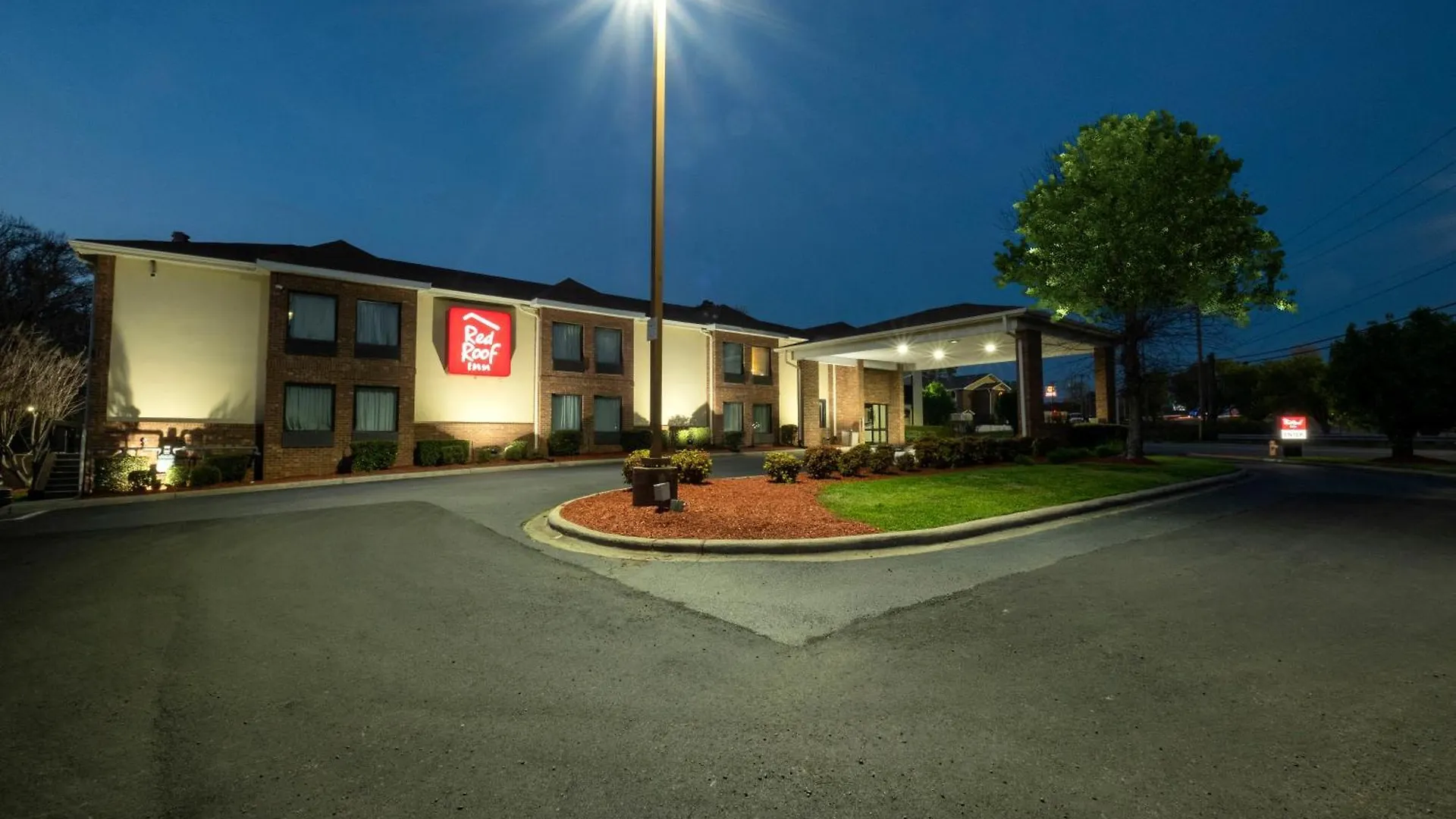 Red Roof Inn Charlotte - University 2*,  United States